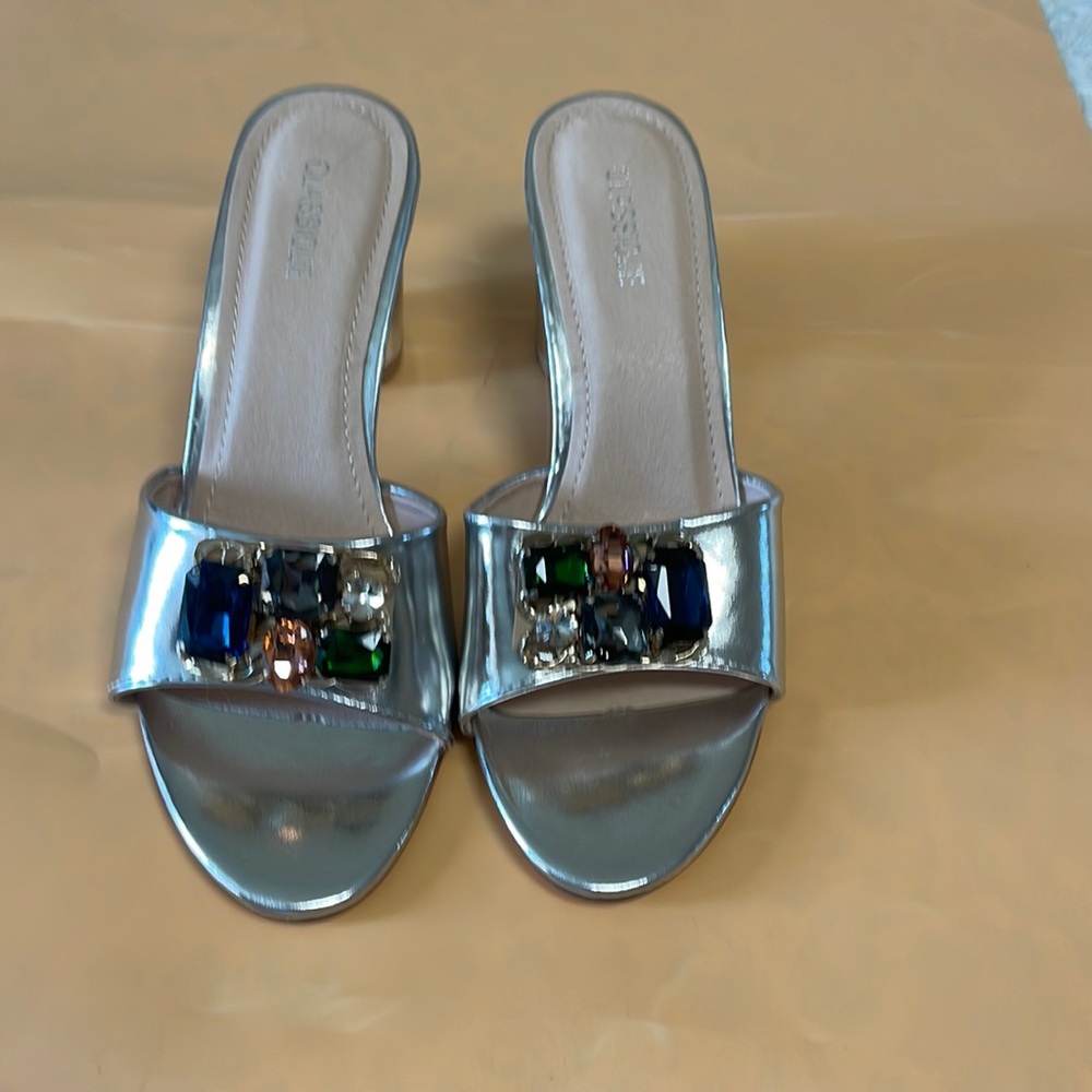 Classified Slipper